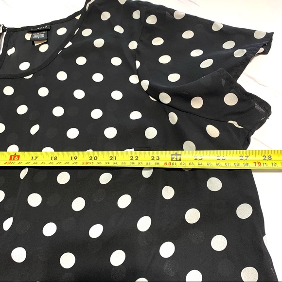 TORRID Black Polka Dot Blouse US 4 - Picture 8 of 10